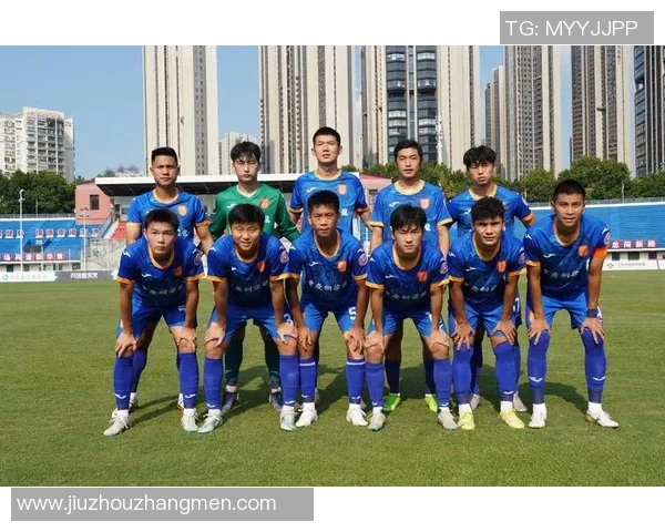 重庆羽毛球队在世锦赛积分榜上以58分稳居第一名展现强劲实力